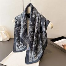 2026 neue Paisley Print Weichen Kopf Schal Seide Quadrat Schals für Frauen Schmücken Kopftuch Krawatte Kopftuch Dame Hijab Weibliche Wraps