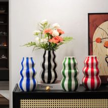 Vintage Keramik Gestreifte Vase, Wohnzimmer Esstisch Atmosphäre, Bunte Hydrokultur-Vase Dekoration