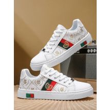 ELUVA Men Lightweight Sports Shoes Non Slip Walking Shoes Outdoor Skateboard Sneakers Comfortable Casual White Shoes For Man