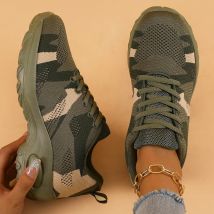 Tai Run Damen Camouflage Sportschuhe: Low Cut, Schnürung, atmungsaktiver Stoff, Eva Sohle, Mischung aus nordamerika nischem und europäischem Stall
