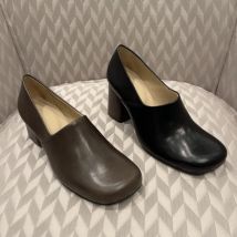 Minimalist Style Round Head Deep Mouth Single Shoes Women's Thick Heel High Heels 2025 Spring New Niche Leather Shoes