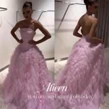 Maßgeschneiderte rosa mehrschichtige Mesh trägerlose rückenfreie Saudi-Abendkleider 2025, luxuriöses Hochzeitskleid, Abendkleid