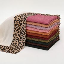 Winter schlichte feste Falten sexy Leoparden kette Viskose Schal Schal hochwertige Wickel Pashmina gestohlen Bufanda muslimischen Hijab 180*70cm