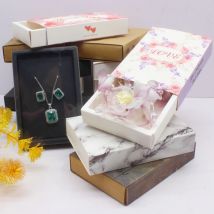 10 Stück neue Geschenkboxen Vintage Kraftpapier/Weiß/Schwarz/PVC Schubladenboxen Süßigkeitenboxen