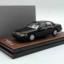 GOC 1:64 Crown Victoria Legierungsauto, Druckguss und Spielzeugfahrzeuge, Automodell, Miniaturmodellauto für Kinder