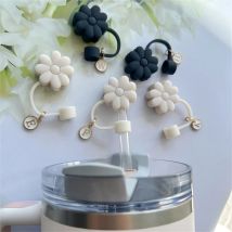Cremeweißer Accessoire-Strohhalmverschluss, 26-Buchstaben-Silikon-Strohhalmhülle, staubdichter Strohhalm, geeignet für Glas- und Wasserflaschen