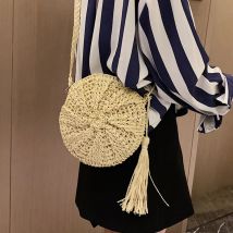 Sommer Stroh Umhängetaschen für Frauen handgemachte Quaste Design Strand Reise Umhängetaschen weibliche Rattan gewebte Clutch Handtasche Geldbörse