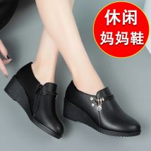 2024 frühling Herbst frauen Keile Pumpen Mode Pumpen Einzelnen Casual Schuhe Mutter Büro Weiche High Heels Leder Größe 35-42