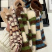 Gestreifte, flauschige, verdickte Thermostrümpfe, Nerzstreifensocken, Damen, Winter, weicher Plüsch, warmer Schlafstiefel für Zuhause, Y2K, pelzige Thermosocke