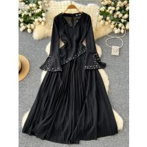 Schwarz schlank hohe Taille V-Ausschnitt lang ärmel ige Perlen Kleid für Frauen 2024 Herbst Französisch neue Reiß verschluss Plissee Abend Party Kleid Mode