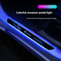 Auto Drahtlose LED Willkommen Pedal Schwelle durchgang Atmosphäre lampe Für Suzuki S-Cross Swift SX4 Vitara Jimny Grand-Vitara Baleno