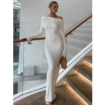TARUXY Weiß Skew Kragen Langarm Maxi Kleid Für Frauen 2024 Herbst Winter Neue Bodycon Elegante Party Kleid Weibliche Hohe Taille