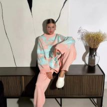 2025, neues, lässiges, warmes Damen-Set mit High-End-Frühlings-Farbblock-Pullover, Hose mit geradem Bein, zweiteilige Innenschicht