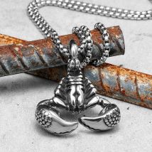Poisonous Scorpion Men Necklaces with Pendant Stainless Steel Jewelry for Male Women Punk Hip Hop Accessories Gifts Wholesale