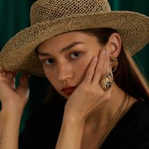 Vintage Black Sunflower Rings Elegant Women Antique Gold Color Jewelry Oval Trends 2025 High Quality Designer Thanksgiving Prom