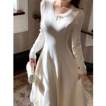 Süße unregelmäßige lange Strickkleid Frauen Herbst warm schlank koreanische Party kleid weibliche Mode elegante Strand party Kleider y2k