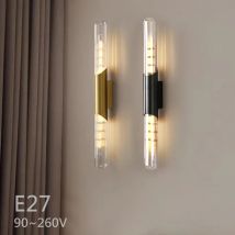 Lampada da parete di lusso nordica La lampadina E27 viene utilizzata per le scale dello specchio della camera da letto Dipinti murali sul comodino Illuminazione confortevole Lampade decorative