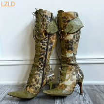 Grüner Leopard, sexy Damen-Luxus-Stiefel, 2025, neue spitze Kreuzriemen, Gürtelschnalle, Stiletto-Reißverschluss-Stiefel, modischer Party-Laufsteg-Stiefel