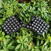 Bluetooth Sofle RGB Kit Split-Tastatur mit scharfem Bildschirmknopf und Stäben Hotswap-PCB (ZMK-Funklösung)