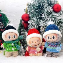 LABUBU Universal Mini Plüsch Puppe Nettes Neujahr Set V1 V2 Weihnachten Winter Dopamin Pullover Hut Anzug Kleidung Zubehör Geschenk