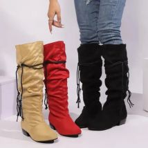2025 neue Damen-Kniestiefel, 3 cm, quadratischer Absatz, plissiert, runde Zehenpartie, Flock-Wildleder, Schwarz, Rot, Aprikose, lässig, große Größe 44 45 46 47