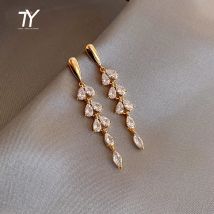 Shiny Zirkon Quaste Blatt Form Gold Farbe Ohrringe Für Womans Neue Mode Schmuck Hochzeit Party Ungewöhnliche Mädchen der Luxus Ohrringe