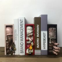 Resin Peeping On The Bookshelf Creative Bookshelf Library Scary Ghost Face Bookend Home Decor Desktop Ornament Gift Figurines