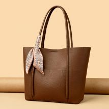 Genuine Soft Leather Tote Bag Women's Large Capacity Carrying Bags Designer Handbag Vintage Shoulder Bag Brand Commuting Bags