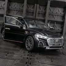 1:24 Audi Q5-Geländewagenmodell aus Legierung, großes Rebound-Spielzeug aus Metall für Jungen, Tür und Motorhaube, Kofferraum kann geöffnet werden