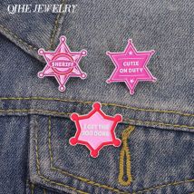 Fashion Pink Sheriff Badge Enamel Pins I Get The Job Done Cutie On Duty Brooches Backpack Lapel Badge Jewelry Gifts for Friends