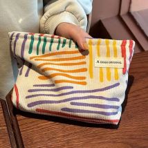 Kosmetiktasche aus Cord mit bunten Streifen, tragbare Reise-Kulturtasche, Hautpflege-Kleinigkeiten, ästhetische Make-up-Aufbewahrungstasche für den täglichen Gebrauch