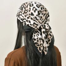 68*68cm Leopardenmuster Seidenschal für Frauen Nachahmung Seide Licht Luxus Vielseitige Kopfbedeckung Tasche Dekoration Kleidung Quadratischer Schal