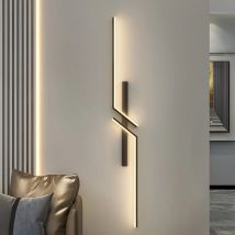 Nowoczesny kreatywny pasek Led Wall Light Minimalistyczny kinkiet nocny do sypialni Led Lights Living Room TV Sofa Tło Kinkiet