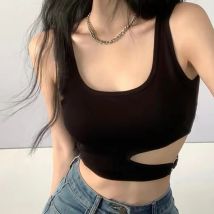 ITOOLIN Aushöhlen Frauen Tank Tops Mit Bh Pad Sexy Crop Tops Gestrickte Solide Unregelmäßige Camis Für Frauen Sport Tank Tops 2023