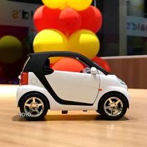 1:32 Simulation Auto Smart Legierung Auto Modell Diecast Metall Spielzeug Fahrzeuge Mini Auto Modell Sound und Licht Sammlung Kinder Spielzeug geschenk
