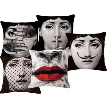 Vintage Style Polyester Decorative Sofa Cushion Covers Fashion Girls Printed Throw Pillow Covers Home Decal for Retail
