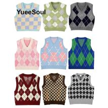 Y2K Aesthetic Vintage Sweater Vest 2025 New Loose Knitted Female Waistcoat Argyle Printed Sleeveless Loose Casual Oversized Tops