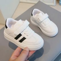 Kinder-Sportschuhe für die Schule, 2025, neue Mode, Jungen und Mädchen, weiße Schuhe, rutschfeste weiche Sohle, Kinder-Freizeitschuhe, Klettverschluss, trendig
