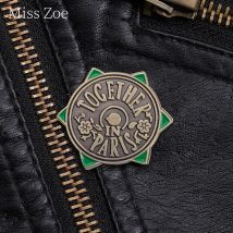 Together In Paris Emaille Pin Vintage Bronze Brosche Cartoon Anime Metall Emblem Pin Zubehör Medaille Schmuck für Kinder Freunde