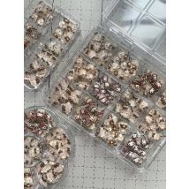 30/60/70/120Pcs Box Glitter Leopard Print Sanriod Nails Art Charms Accessories Hello Kitty Mymelody Kuromi Diy Resin Accessories