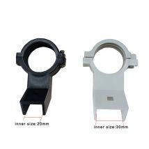 Il supporto in plastica per piatto satellitare KU Band LNB da 20 mm può essere regolato in dimensioni e di grande diametro