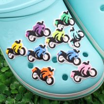 9pcs bunte Motorrad PVC coole Schuhe Schnalle Charms Mann beliebte Clog Dekorationen passen Geburtstags geschenke