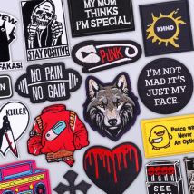 Wolf Strong Animal embroidered Patches For Hat Clothes Decoration Iron On Patches On Jeans Personal Badges Sticker Heart Blood