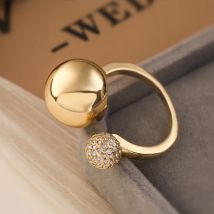 2023 neue Ankunft Gold Farbe Zarte Geometrische Ringe Für Frauen Partei Schmuck Shiny CZ Zirkon Finger Zubehör