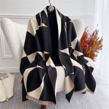 Luxus Marke Kaschmir Frauen Floral Schal Winter Warme Schal und Wrap Bandana Pashmina Weiblich Foulard Platz Dicke Decke Poncho