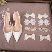 Frühling und Sommer spitze flache Seide Perle Strass Schnalle Hochzeitsschuhe dünne High Heel kleine Bankett Damen Sandalen
