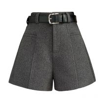 2025 Streetwear Woolen Winter Shorts Frau Casual Lose Breite Bein Kurze Hosen Femme Mit Gürtel Booty Grau Schwarz Cargo-Shorts frauen