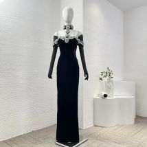 Re-tro Luxus 2024, gute Qualität, schwarzer Tüll, lange Ärmel, Diamanten, Samt, Neckholder, Damen-Maxikleid mit Schlitz, Meerjungfrau