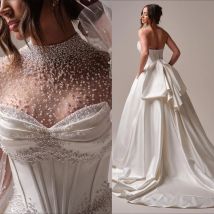 Gorgeous Wedding Dresses with Beads Jacket Applique Lace Bridal Gowns Custom Made Button Back Sweep Train Robe De Mariee