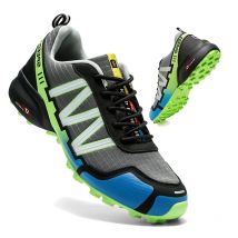 Scarpe da trekking da uomo Scarpe da ginnastica da esterno impermeabili da donna Scarpe da ginnastica da trekking da arrampicata con lacci Stivali tattici da caccia per passeggiate in montagna 47